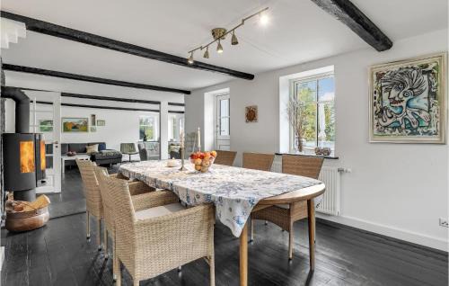 Tejn House | Family-Friendly 6 Bedroom Home in Allinge Awaits You