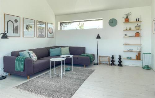 Sandvig House | Cozy Home in Allinge with Kitchen for Family Retreats