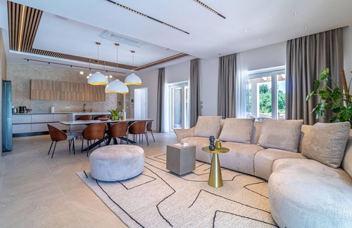 Barban House | Unforgettable Getaway in a Stylish Vacation Home with Pool