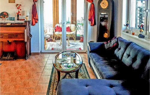 Brunlos House | Inviting Home in Brünlos with WiFi & Family-Friendly Amenities