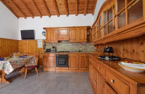 Bronte House | Beautiful home in Bronte with WiFi
