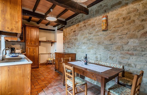 Pieve di Chio House | Exceptional 3 Bedroom Accommodation with Pool in Cortona