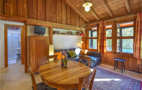 Cornuda House | Relaxing Retreat in Cornuda with Sauna and Pool Access