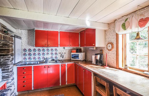 Dals Langed House | Cozy Home in Dals Långed with 2 Bedrooms & WiFi Access