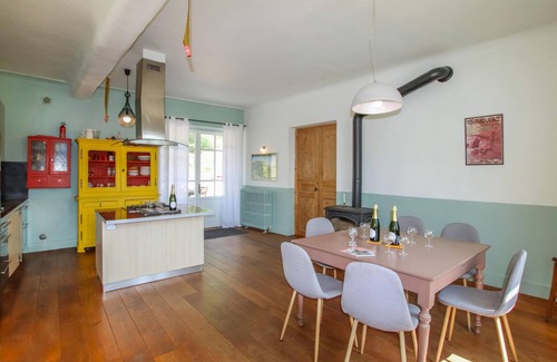 Die House | Relax in a Mountain View Home with Pool and Spa Amenities