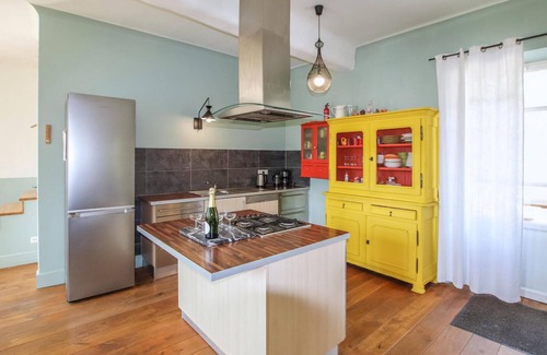 Die House | Relax in a Mountain View Home with Pool and Spa Amenities