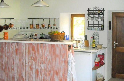 Dieulefit House | Comfortable 2 Bedroom Stay in Scenic Dieulefit