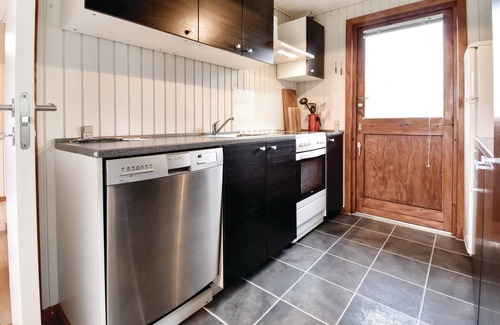 Middelfart House | Spacious 4-Bedroom Retreat with Ocean Views in Brenderup Fyn