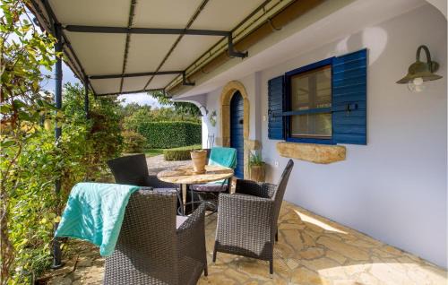Sveti Ivan Dobrinjski House | Inviting Home in Dobrinj with Heated Pool for Families