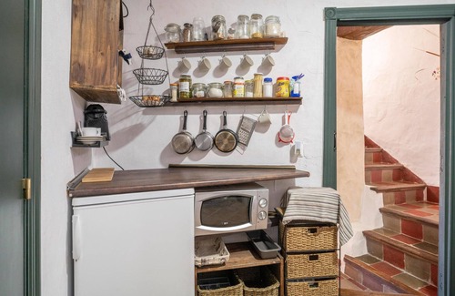 El Colmenar House | Beautiful Boho Style Vacation Apartment with Great Amenities