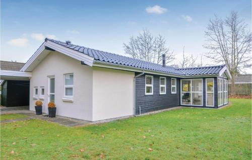 Skæring House | Cozy Home in Eg with Full Kitchen for Family Getaways