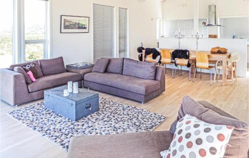 Fitjar House | Scenic Fitjar Home with Beautiful Sea View & Family-Friendly