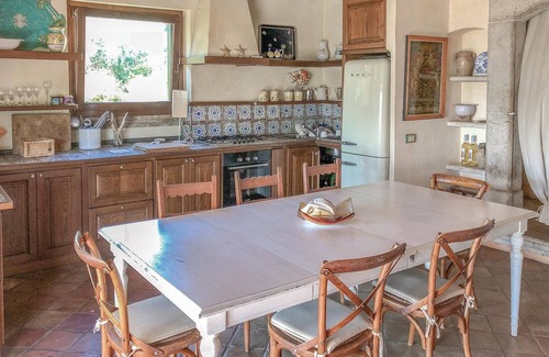 Gaeta House | Exceptional 5-Bedroom Accommodation with Oceanfront Views