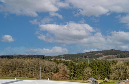 Ferienhausgebiet Hillenseifen House | Spacious 3 Bedroom Accommodation in Pet-Friendly Gerolstein