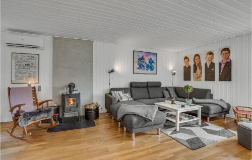 Hojby House | Cozy Retreat in Hjby with Kitchen and Family-Friendly Perks