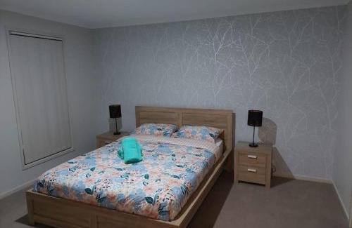 Harrison House | Kid-Friendly Haven: 5-Bedroom Home in Harrison, Rated 9/10