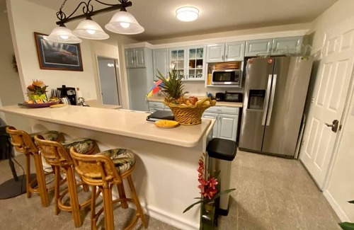 Kailua-Kona House | Charming Kailua-Kona Retreat with Ocean Views & Family-Friendly Perks