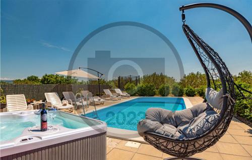 Drnis House | Delightful Home in Kaocine with Pool and Hot Tub