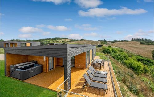 Hjarbæk House | Inviting Home in Lgstrup with Kitchen and Pet-Friendly Amenities