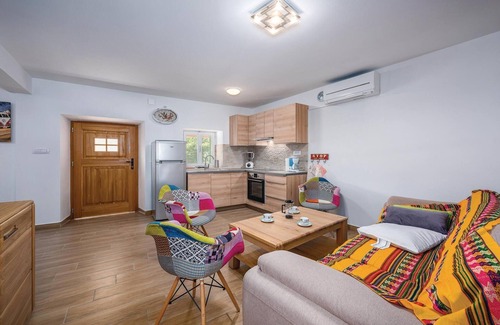 Marceljani House | Spacious 3 Bedroom Retreat in Pet-Friendly Labin