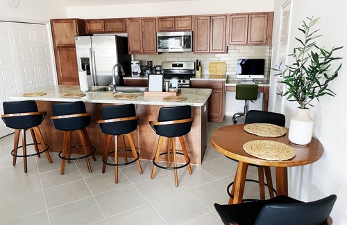Leesburg House | Inviting Citrus Grove Home with Spa & Pet-Friendly Amenities