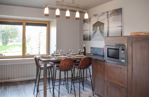 Plouezec House | Cozy 3-Bedroom Retreat with Ocean Views in Plouézec