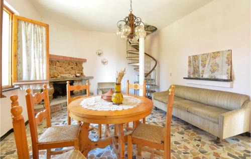 Ponzone House | Inviting Home in Ponzone with Kitchen, Pet & Child Friendly