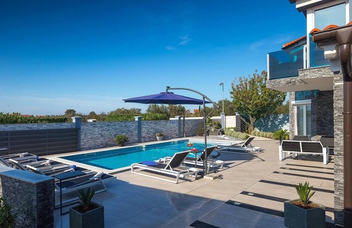 Valbandon House | Beautiful home in Pula