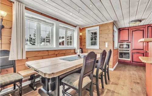 Atra House | Impressive Home in Rjukan with Mountain Views & Family-Friendly