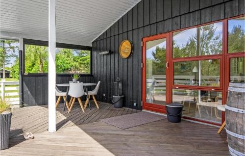 Skjern House | Inviting Home in Skjern with Fully Equipped Kitchen