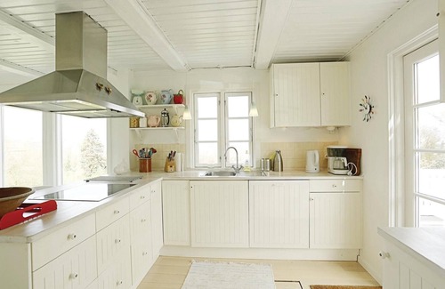 Bolshavn House | Oceanview 3-Bedroom Stay in Beautiful Svaneke