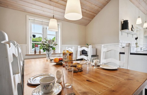 Arrild Ferieby House | Unique Vacation Home in Arrild Ferieby with Spa & Kitchen