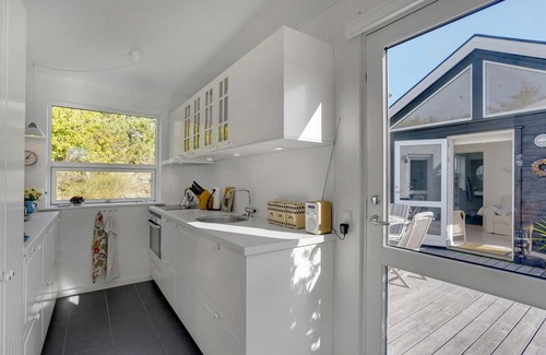 Fjand Badeby House | Charming Cottage Retreat Steps from the Sandy Beach
