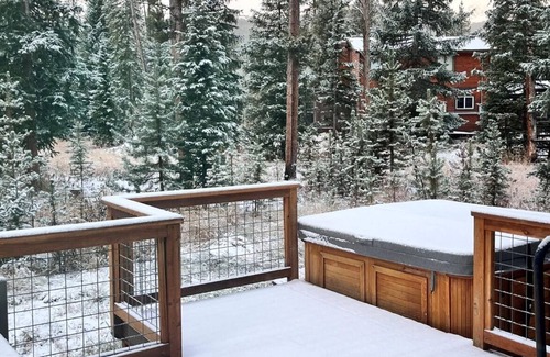 Breckenridge House | Charming Mountain Retreat in Breckenridge with Hot Tub