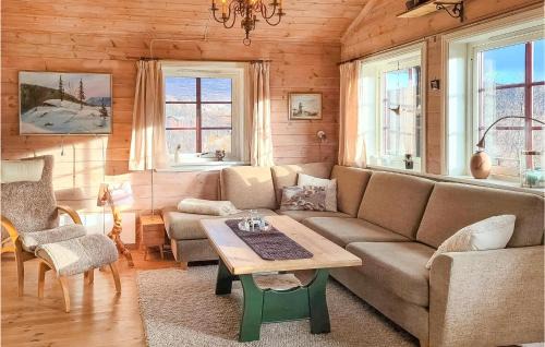 Maurset House | Serene Vringsfoss Home with Captivating Sea Views