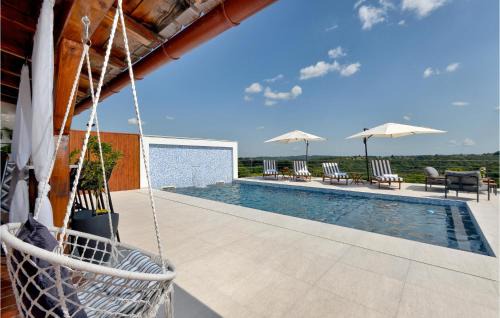 Jalzabet House | Pet Friendly Retreat in Vrtlinovec with Wifi & Pool