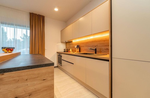 Zdrelac House | Enjoy 3 Bedroom Accommodation with Ocean View in Zdrelac