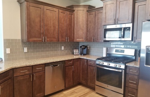 La Verkin House | Idyllic Home Near Zions with Private Pool & Hot Tub