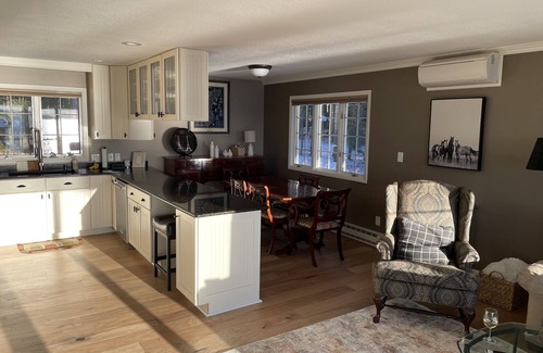 Elk Rapids House | Scenic Home by East Grand Traverse Bay, Michigan