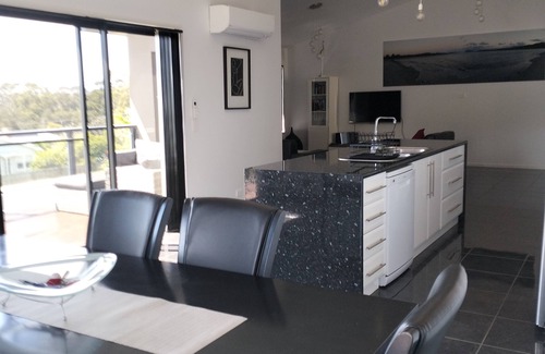 Orford House | Relaxing Oceanfront Retreat with Pool & Spa Amenities