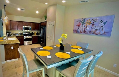 Fresno House | Idyllic Home with Pool, Spa, Fire Pit & Ocean View