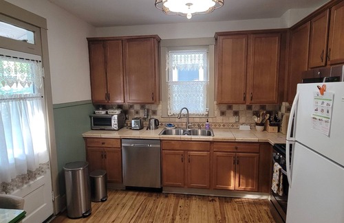 Chambersburg House | Stylish 2-Bedroom Retreat with Office in Chambersburg