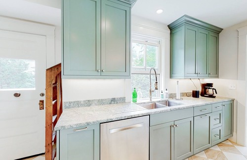Wiscasset House | Family-Friendly Retreat with Ping-Pong & Ocean View