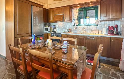 Ipati House | Cozy Getaway in Ypati Lamia with Pool and Wi-Fi Access
