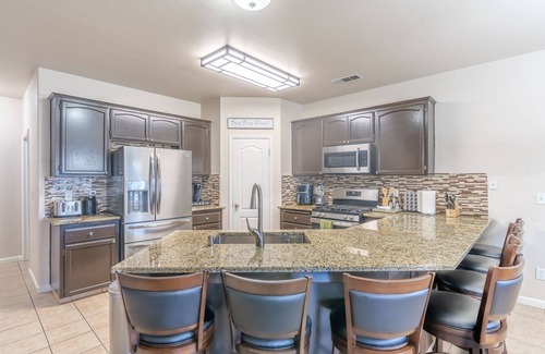 Selma House | Inviting Home with Pool & Hot Tub near National Parks