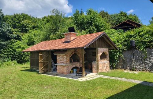 Karlovac Villa | Idyllic "Yellow Secret" Home with Oceanfront Views