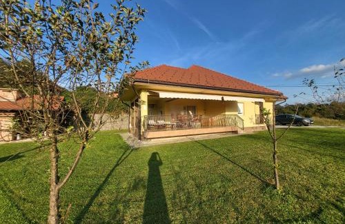 Karlovac Villa | Idyllic "Yellow Secret" Home with Oceanfront Views