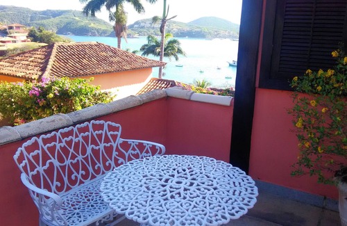 Village da Ferradura House | Seaside Retreat Steps from Ferradura Beach in Búzios