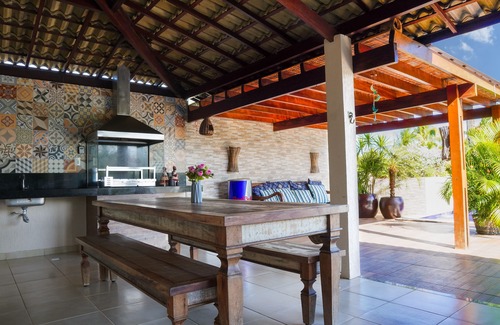 Canto do Mar House | Family-Friendly Oasis with Pool and Ocean View at Cond Paradise