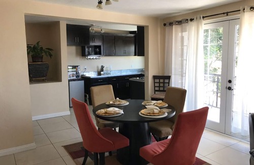 Tijuana House | Ideal Getaway! Minutes from the Airport with Spa & Breakfast